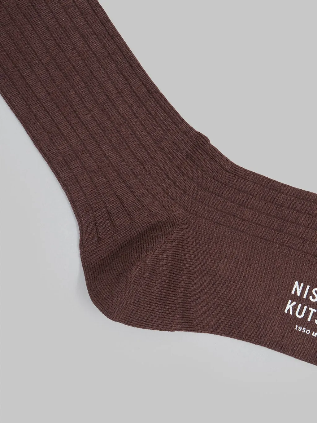 Nishiguchi Kutsushita Silk Cotton Ribbed Socks Brown